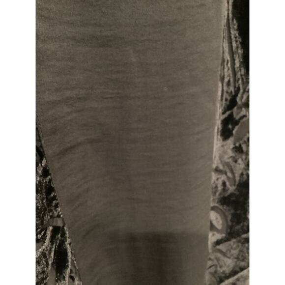 Cabi Womens Velvet Burnout Shirt Size Small Black Top Boxy Oversized Boho Office - Picture 6 of 9